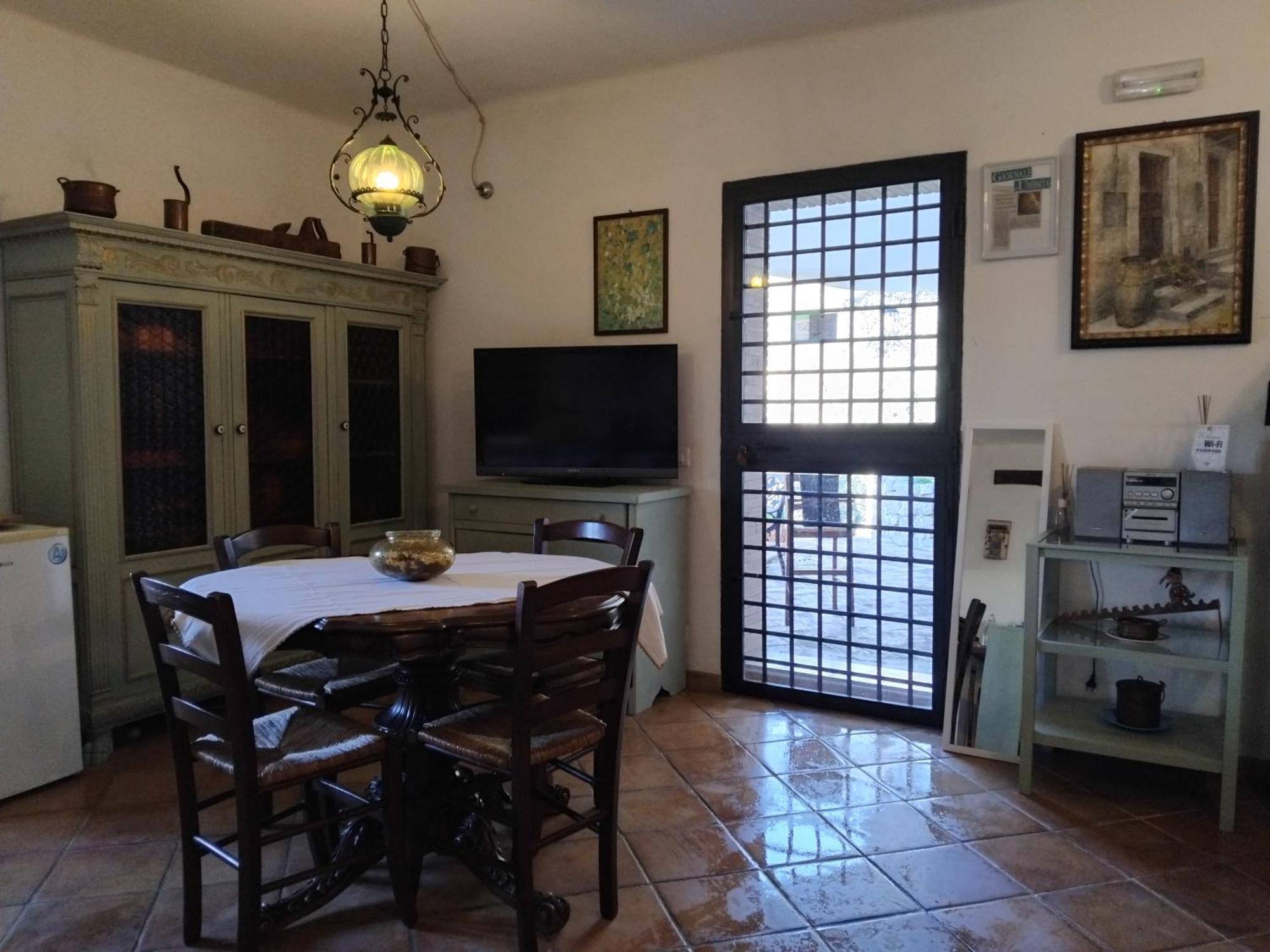 Guesthouse Runcini Ferentillo Екстер'єр фото